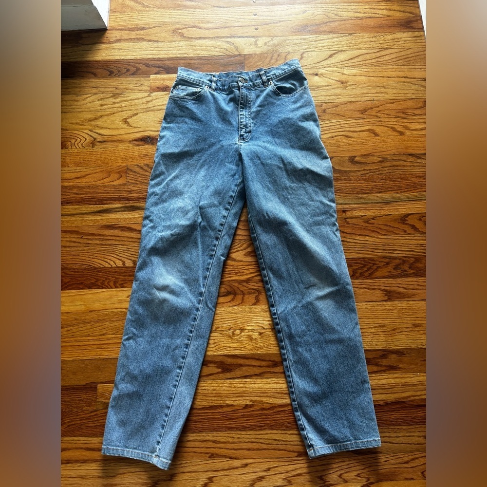 Lauren Ralph Lauren Women's Straight Leg Jeans in Light Blue Wash / size 8